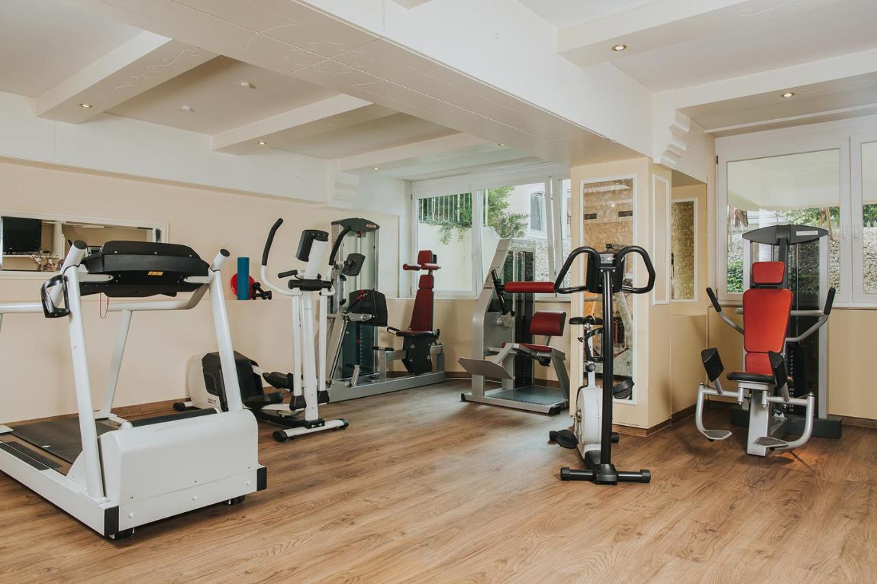 Ortner'S Resort Bad Füssing Buitenkant foto A gym at the hotel